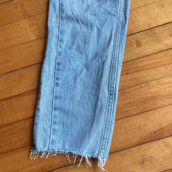 SOLD High rise Abercrombie and Fitch jeans - Picture 8 of 14